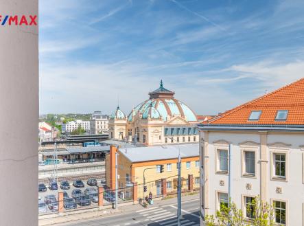 Pohled z okna - prodej bytu 2+kk, Koterovská 93/4, Plzeň Slovany. | Prodej bytu, 2+kk, 62 m²
