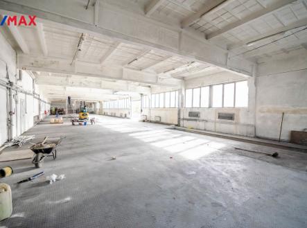 dsc-0010.jpg | Pronájem - skladovací prostor, 647 m²