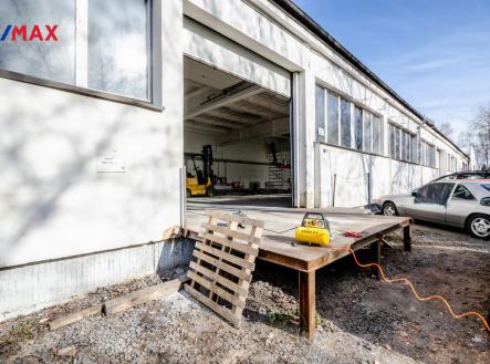 dsc-0014.jpg | Pronájem - skladovací prostor, 647 m²