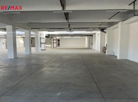 img-5038.jpg | Pronájem - skladovací prostor, 1 494 m²