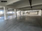 Pronájem - skladovací prostor, 1 494 m²