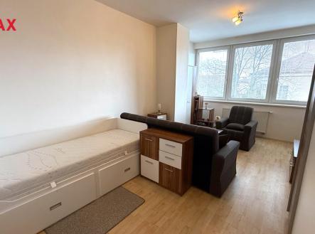 Pokoj | Prodej bytu, 1+kk, 40 m²