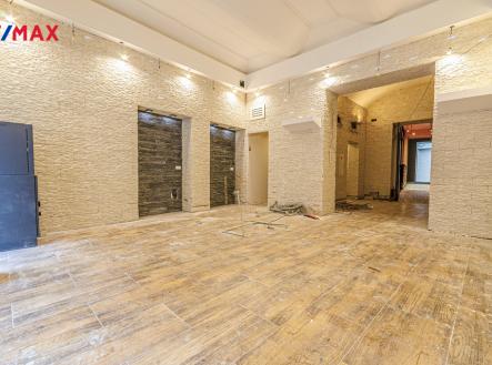 dsc-0003.jpg | Pronájem - obchodní prostor, 289 m²