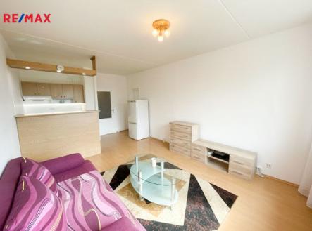 Pronájem bytu, 1+kk, 29 m² obrázek