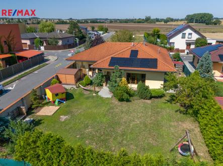 Rodinný dům | Prodej - dům/vila, 180 m²
