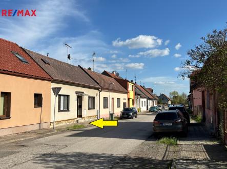 Pohled na RD | Prodej - dům/vila, 98 m²