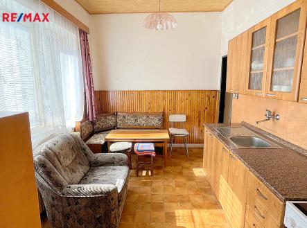 Jídelna s kuchyní | Prodej - dům/vila, 98 m²