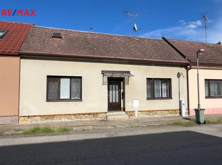 Pohled na RD | Prodej - dům/vila, 98 m²