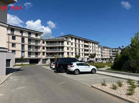 Pohled na dům | Pronájem bytu, 2+kk, 48 m²