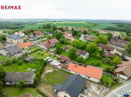 dji-0165-hdr.jpg | Prodej - pozemek pro bydlení, 878 m²