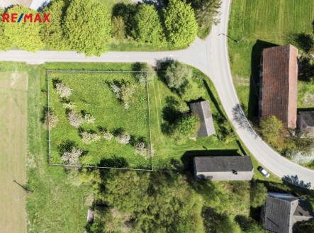 dji-20250427111103-0455-dx-pozemek.jpg | Prodej - pozemek pro bydlení, 1 102 m²