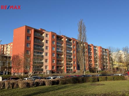 Pohled na bytový dům | Prodej bytu, 3+1, 99 m²