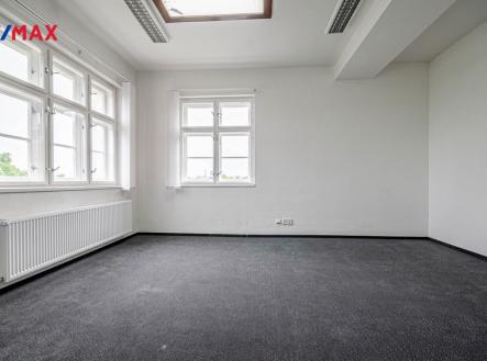 dsc-0022.jpg | Pronájem - kanceláře, 21 m²