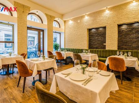 Pronájem - restaurace, 295 m² obrázek