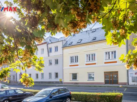 1b2a1370-hdr.jpg | Prodej bytu, 2+kk, 61 m²