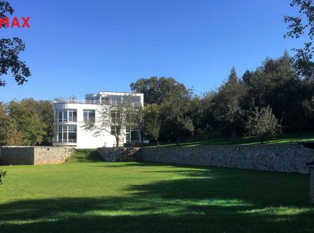 Prodej exkluzivní neofunkcionalistické vily Praha 20 min | Prodej - dům/vila, 323 m²