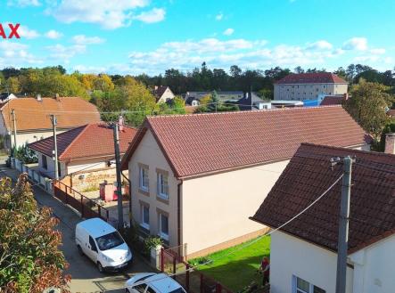 Pohled na RD | Prodej - dům/vila, 235 m²