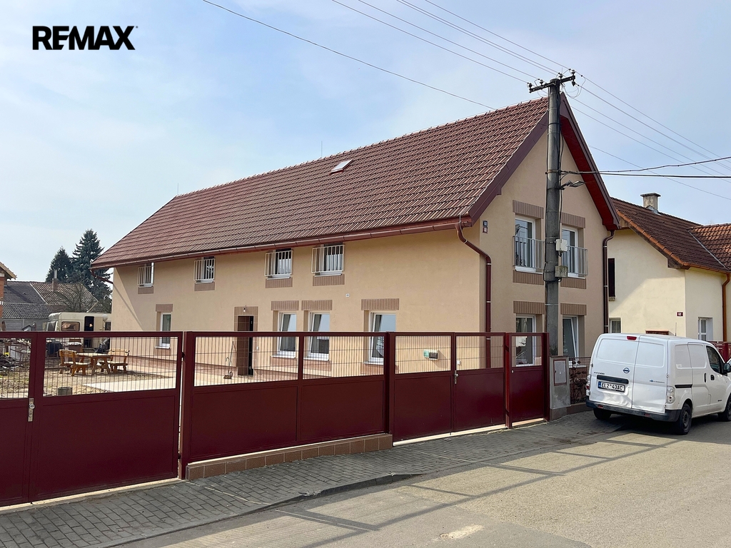 Pohled na RD z ulice