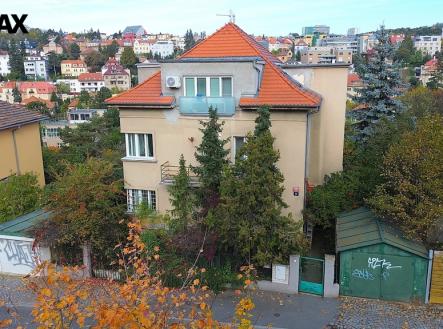 Pohled na dům | Prodej - nájemní dům, 337 m²