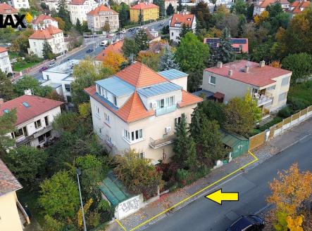 Pohled na dům | Prodej - nájemní dům, 337 m²