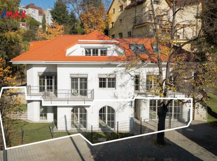 Prodej - bytová jednotka 4+kk – 128,72 m², zahrada 109,02 m², 2 parkovací stání. Praha 10 – Záběhlice u Hamru | Prodej bytu, 4+kk, 238 m²