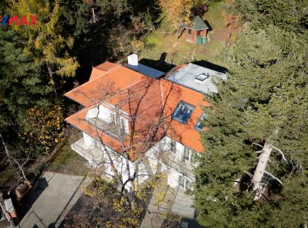 Prodej - bytová jednotka 4+kk – 128,72 m², zahrada 109,02 m², 2 parkovací stání. Praha 10 – Záběhlice u Hamru | Prodej bytu, 4+kk, 238 m²