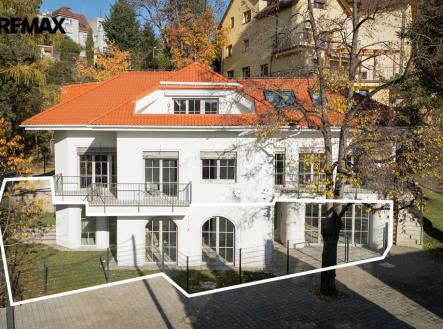 Prodej - bytová jednotka 4+kk – 128,72 m², zahrada 109,02 m², 2 parkovací stání. Praha 10 – Záběhlice u Hamru | Prodej bytu, 4+kk, 238 m²