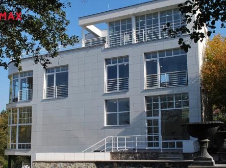 Prodej exkluzivní neofunkcionalistické vily Praha 20 min | Prodej - dům/vila, 323 m²