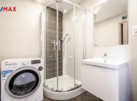 img_2a7fdf8d96.jpg | Pronájem bytu, 1+kk, 32 m²