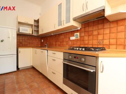 kuchyně | Pronájem - dům/vila, 90 m²