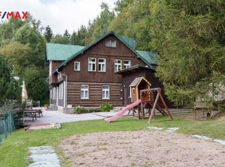 Prodej chalupy v Peci pod Sněžkou | Prodej - chata/rekreační objekt, 584 m²