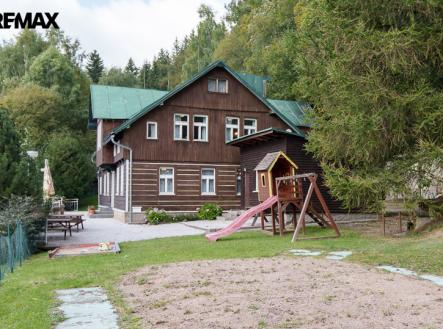 Prodej chalupy v Peci pod Sněžkou | Prodej - chata/rekreační objekt, 584 m²