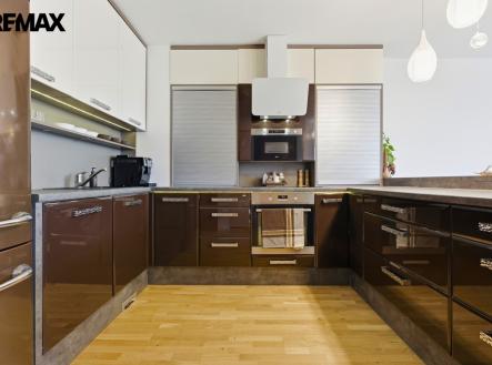 216a3950-edit.jpg | Prodej - dům/vila, 240 m²