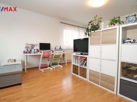 Obývací pokoj + kk | Pronájem bytu, 1+kk, 45 m²