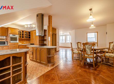 dsc-0032.jpg | Pronájem bytu, 4+kk, 143 m²