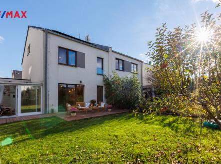 216a3993-hdr.jpg | Pronájem - dům/vila, 240 m²