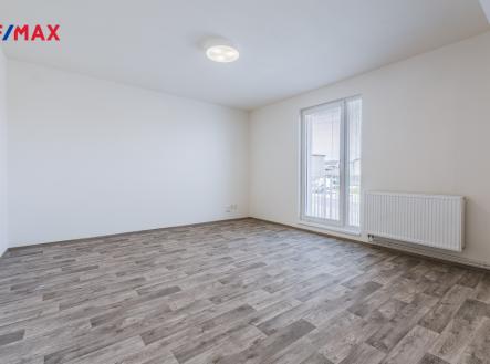vecernikova-nehvizdy-dsc8624-hdr.jpg | Pronájem bytu, 1+kk, 37 m²