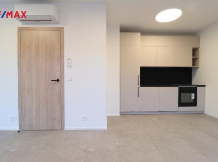 Obývací pokoj + kk | Pronájem bytu, 1+kk, 34 m²