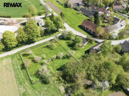 dji-20250427110226-0427-dx.jpg | Prodej - pozemek pro bydlení, 1 102 m²
