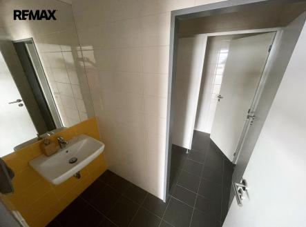 img-1894-1.jpg | Pronájem - kanceláře, 155 m²