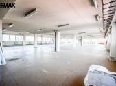 Pronájem - skladovací prostor, 456 m²