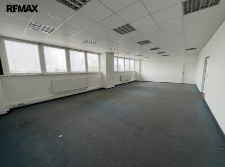 img-4724.jpeg | Pronájem - skladovací prostor, 456 m²