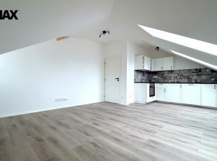 Pronájem bytu, 2+kk, 57 m² obrázek