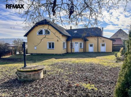 Prodej rodinného domu 6+1 se zahradou, Příchovice, Kucíny, Přeštice, Plzeň | Prodej - dům/vila, 238 m²