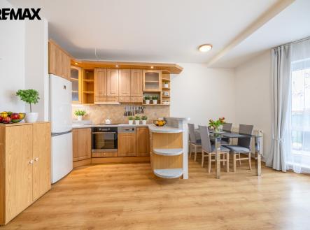 1b2a1734-hdr.jpg | Prodej bytu, 3+kk, 74 m²