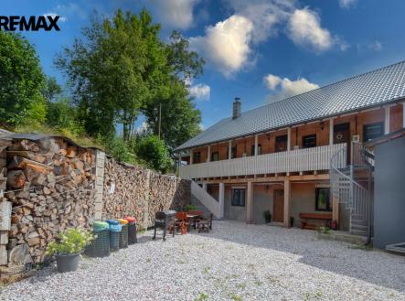 imgp3981.jpg | Prodej - nájemní dům, 1 234 m²