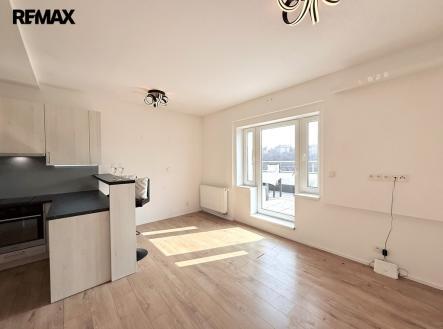 img-2242.jpg | Pronájem bytu, 2+kk, 39 m²