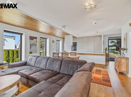 cestlice13.jpg | Prodej - dům/vila, 285 m²