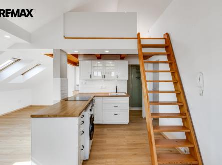 img-8978-img-8980.jpg | Prodej bytu, 2+kk, 82 m²