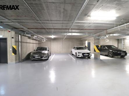 img-3948.jpeg | Pronájem - malý objekt/garáž